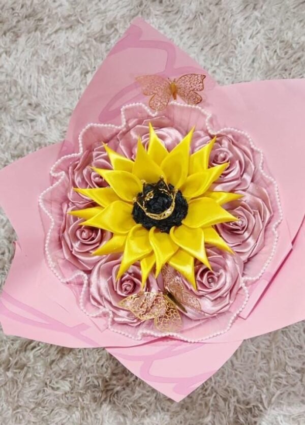 Ramo con girasol coronado