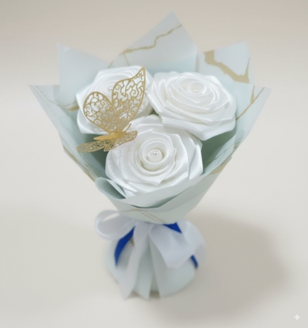Flores-3-Blanca Ramo de flores con mariposa