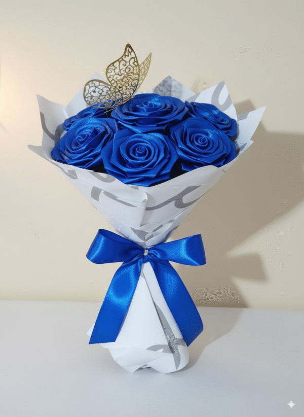 Caja floral elegante con rosas